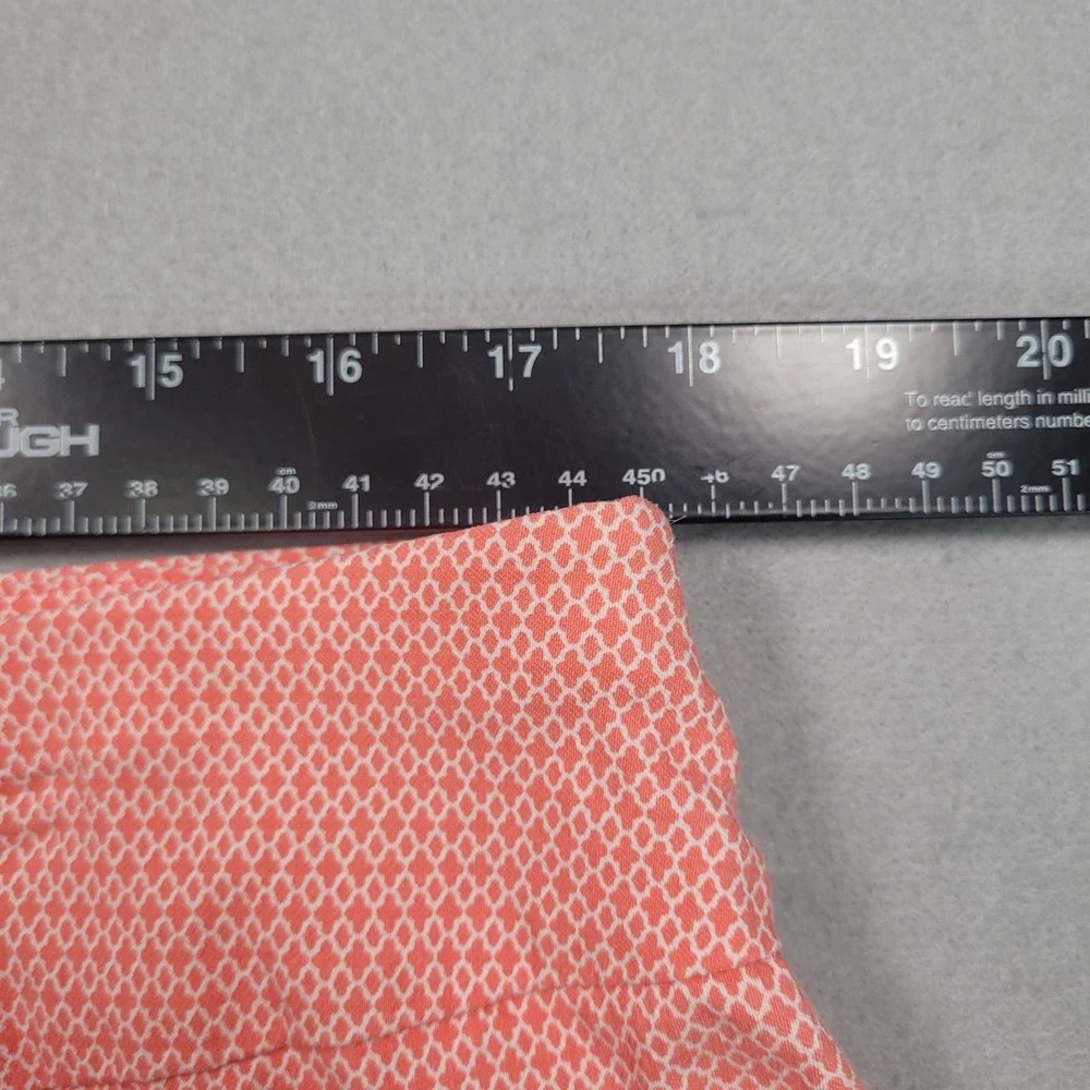 Chicos‎ Perfect Stretch Shorts Womens 2.5 Pink White Geometric Pull On Bermuda